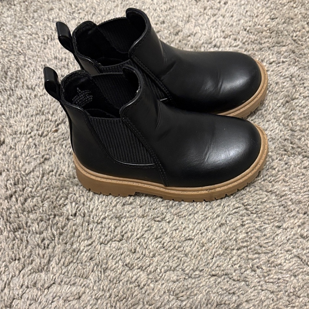 Old Navy Black and Tan Kids Boots